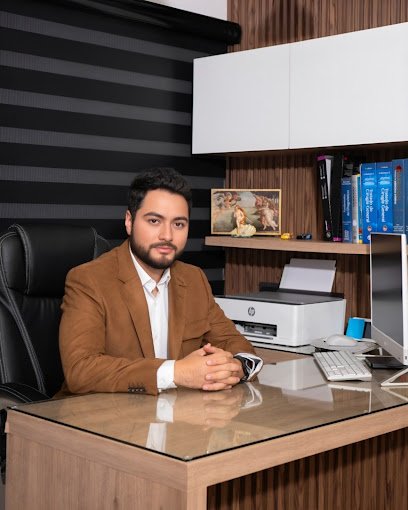 Dr. Andrés Espinosa